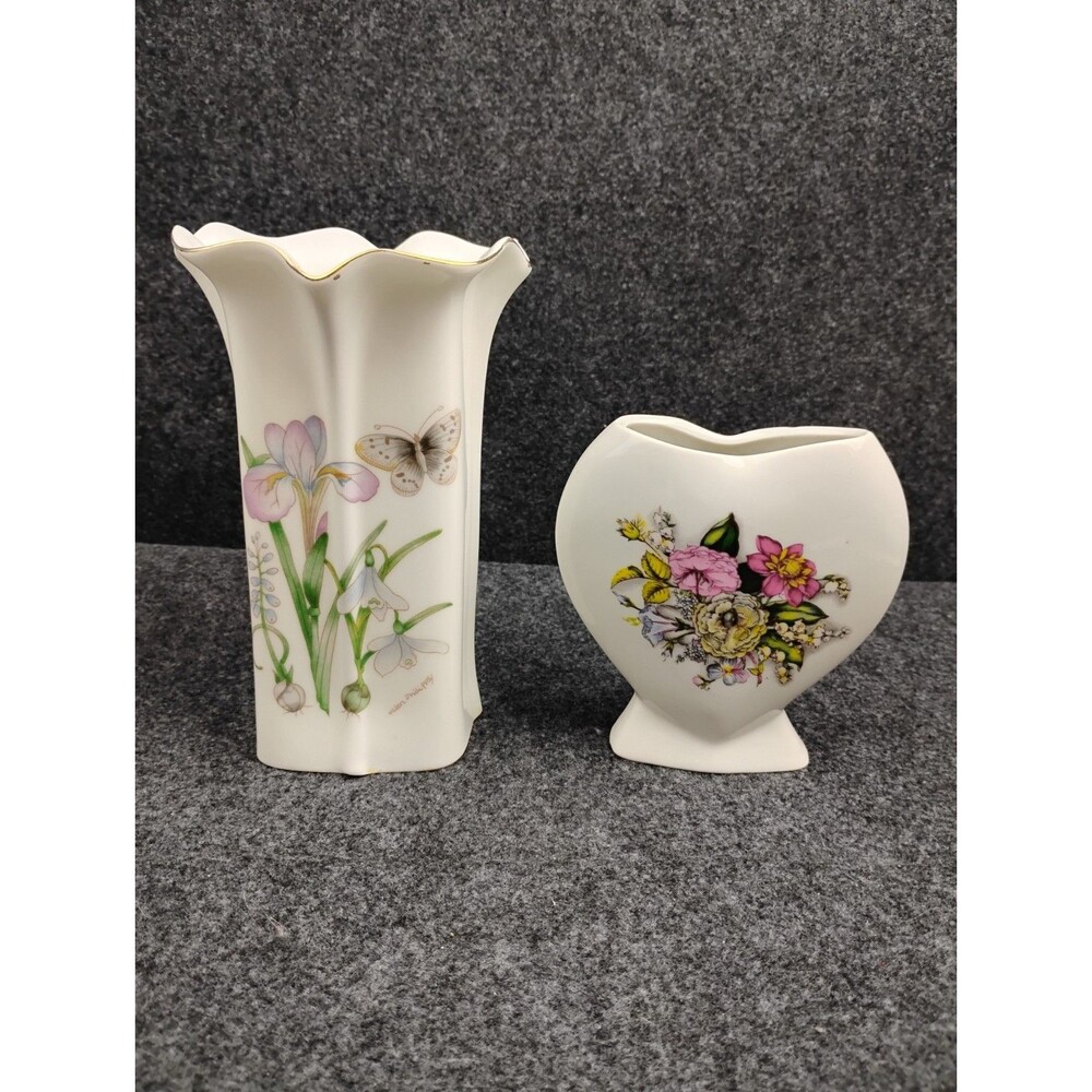 2 Pc Vintage Ceramic Flower Floral Vase Lot Vintage Heart Shape & Helen Phillips